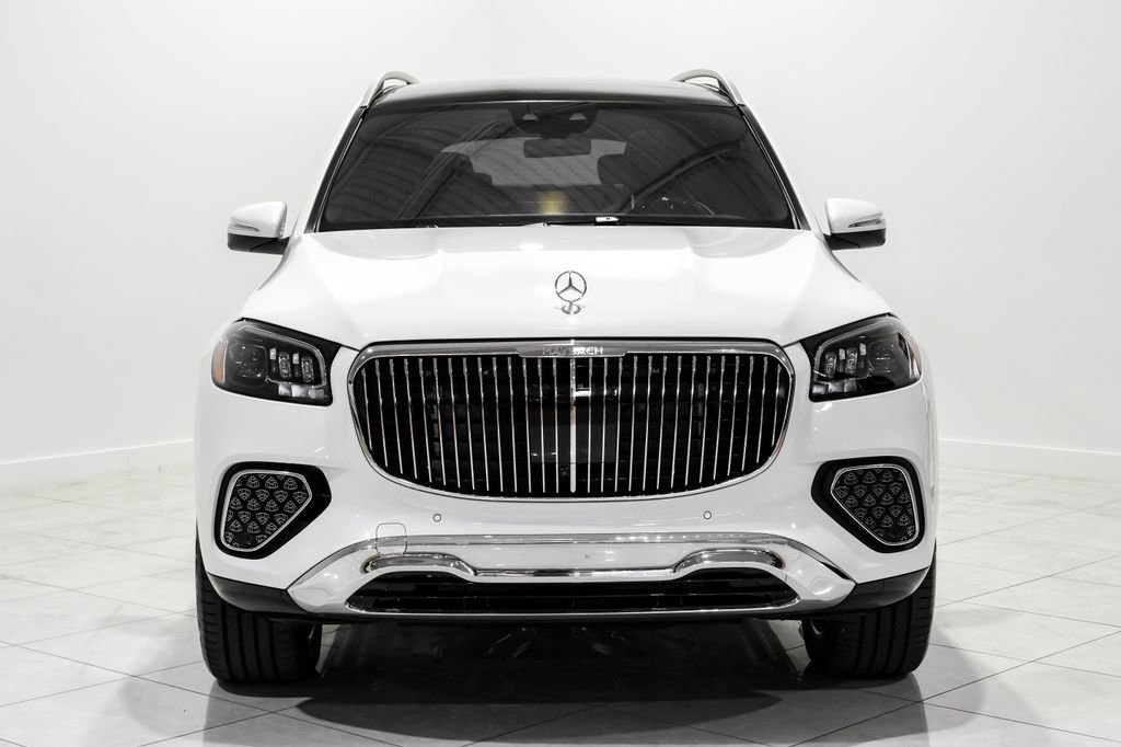 Used 2026 Mercedes-Benz Maybach GLS 600 4MATIC image 2