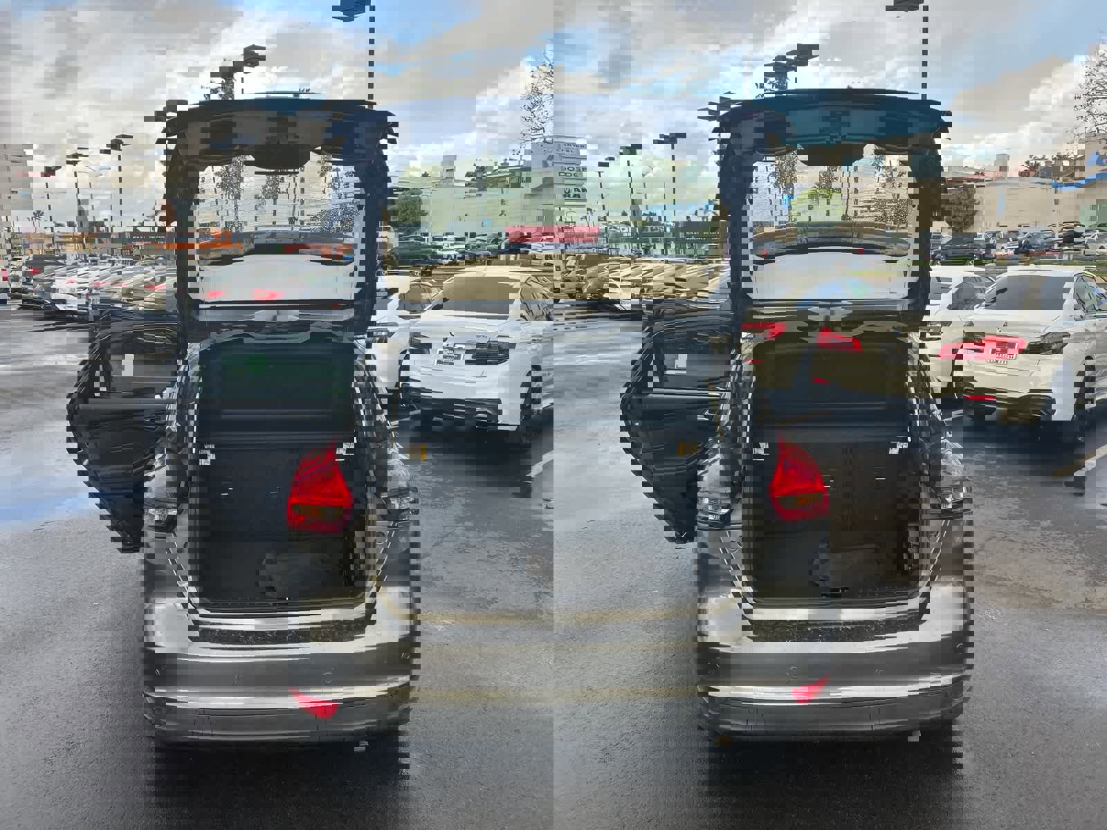 Used 2018 Ford Focus SEL image 26