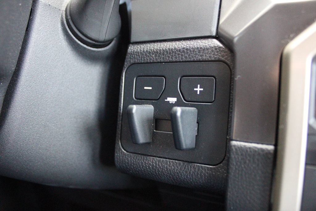 Certified 2025 Toyota Tacoma TRD Off-Road w/ TRD Off Road Upgrade Package AWD/4WD image 35