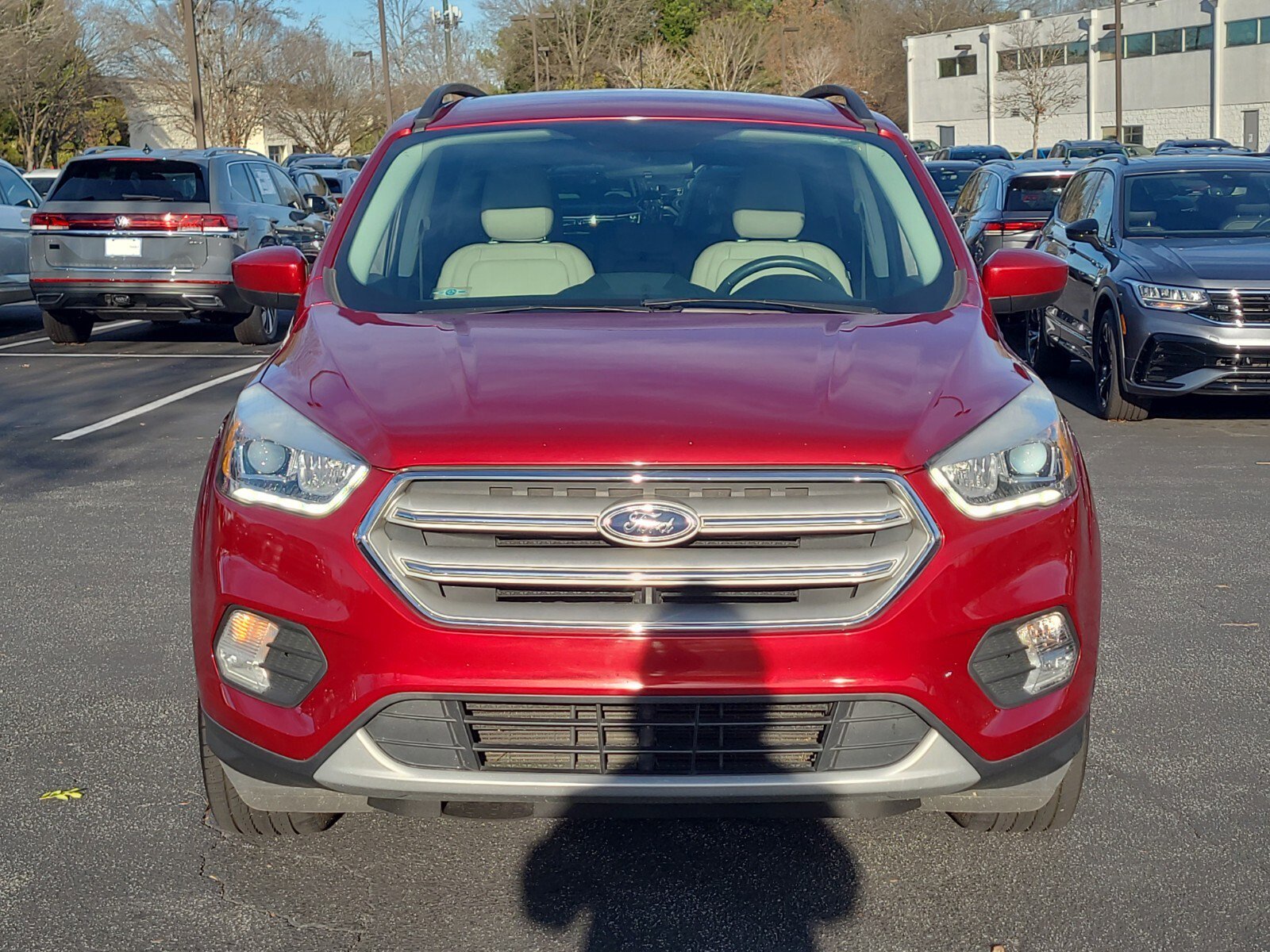 Used 2018 Ford Escape SEL image 2
