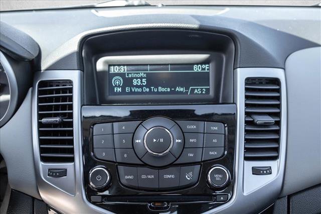 Used 2013 Chevrolet Cruze LS FWD image 13