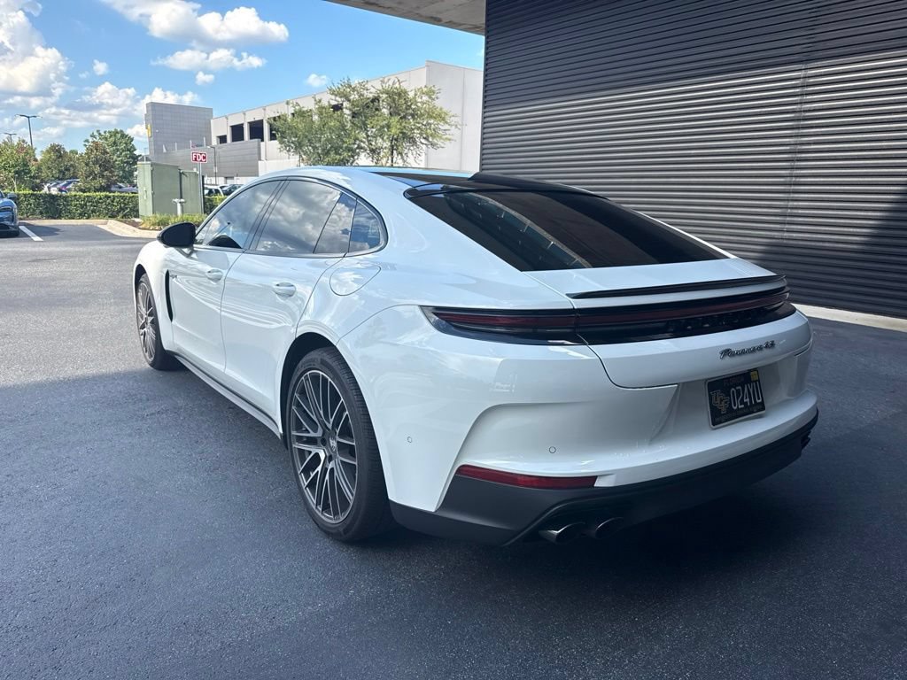 Certified 2025 Porsche Panamera 4S AWD/4WD image 3