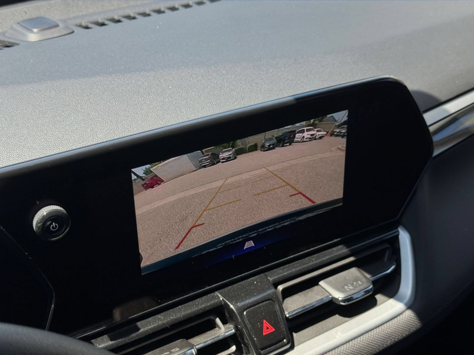 Used 2025 Chevrolet TrailBlazer LT FWD image 22