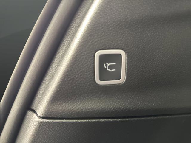 New 2026 Chrysler Pacifica Select image 16