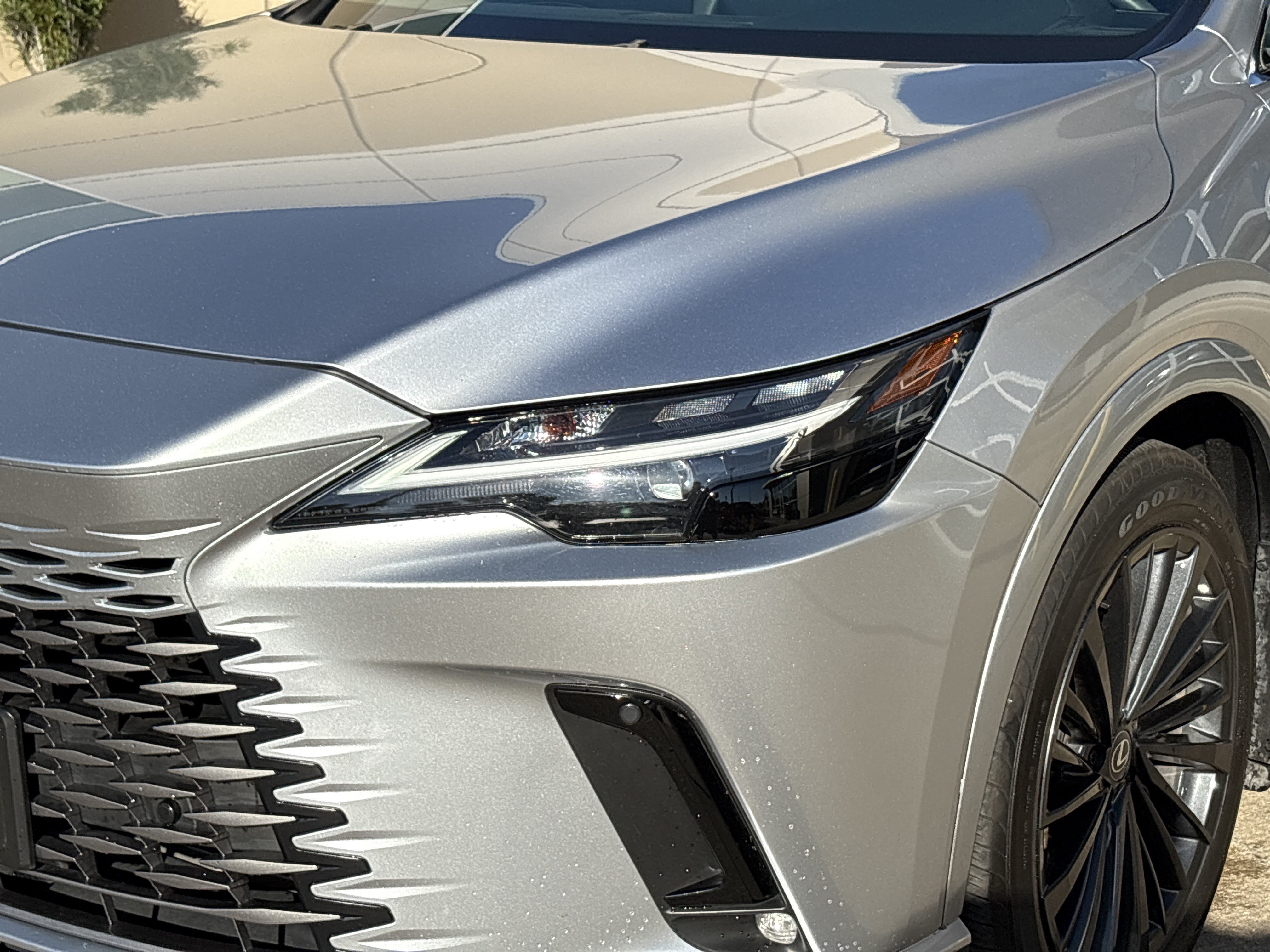 Certified 2025 Lexus RX 350 Premium w/ Convenience Package AWD/4WD image 6