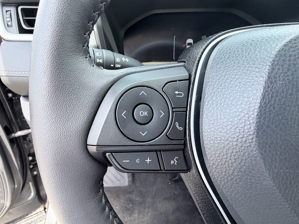 Used 2024 Toyota RAV4 Limited image 15