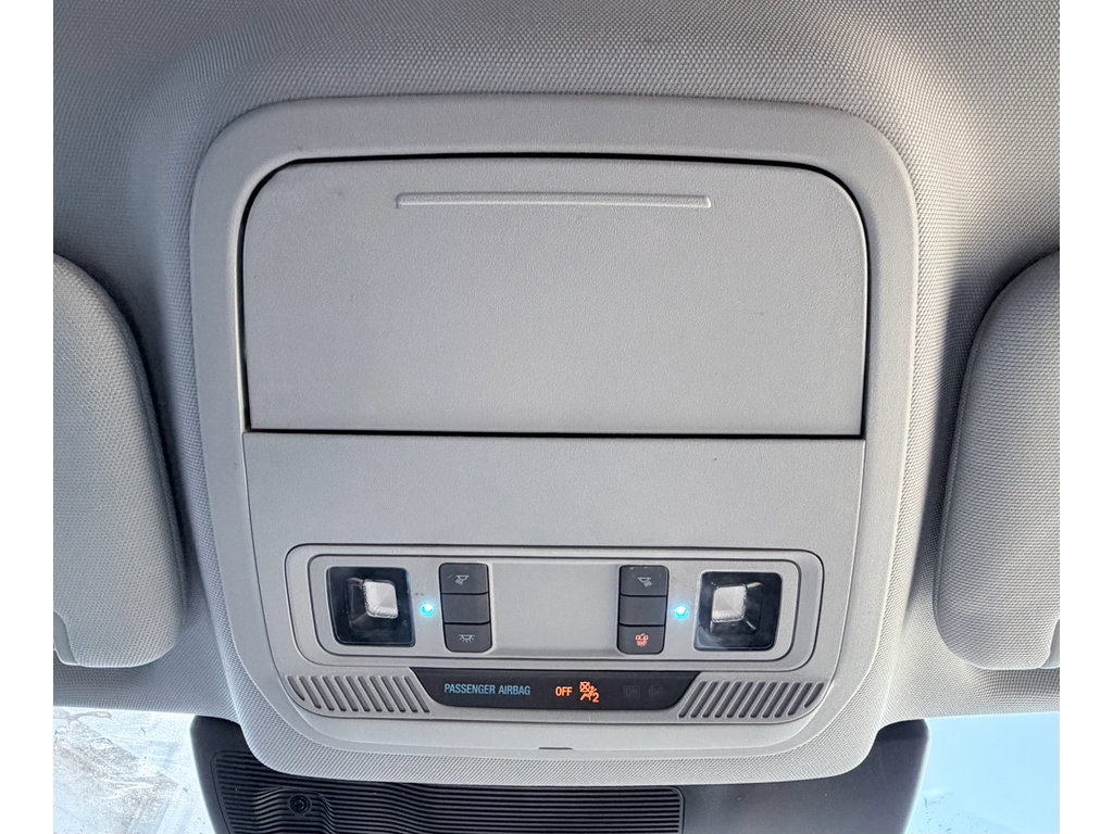 Used 2021 Ford Explorer XLT w/ Equipment Group 202A image 16