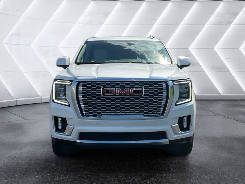 Used 2024 GMC Yukon Denali AWD/4WD image 2