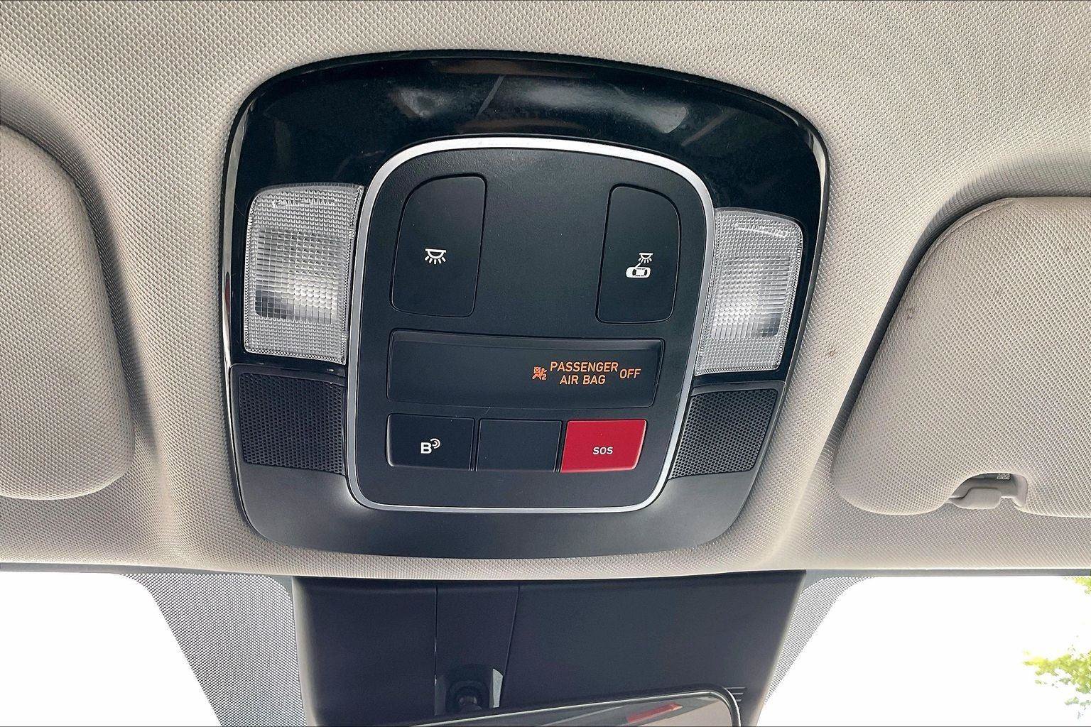 Used 2025 Hyundai Sonata SEL FWD image 34