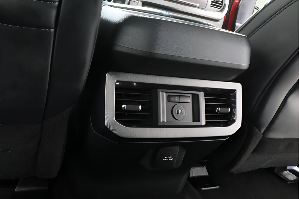 Used 2025 Ford F250 Platinum AWD/4WD image 26