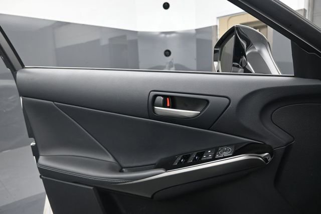Used 2023 Lexus IS 300 w/ Comfort Package RWD image 21