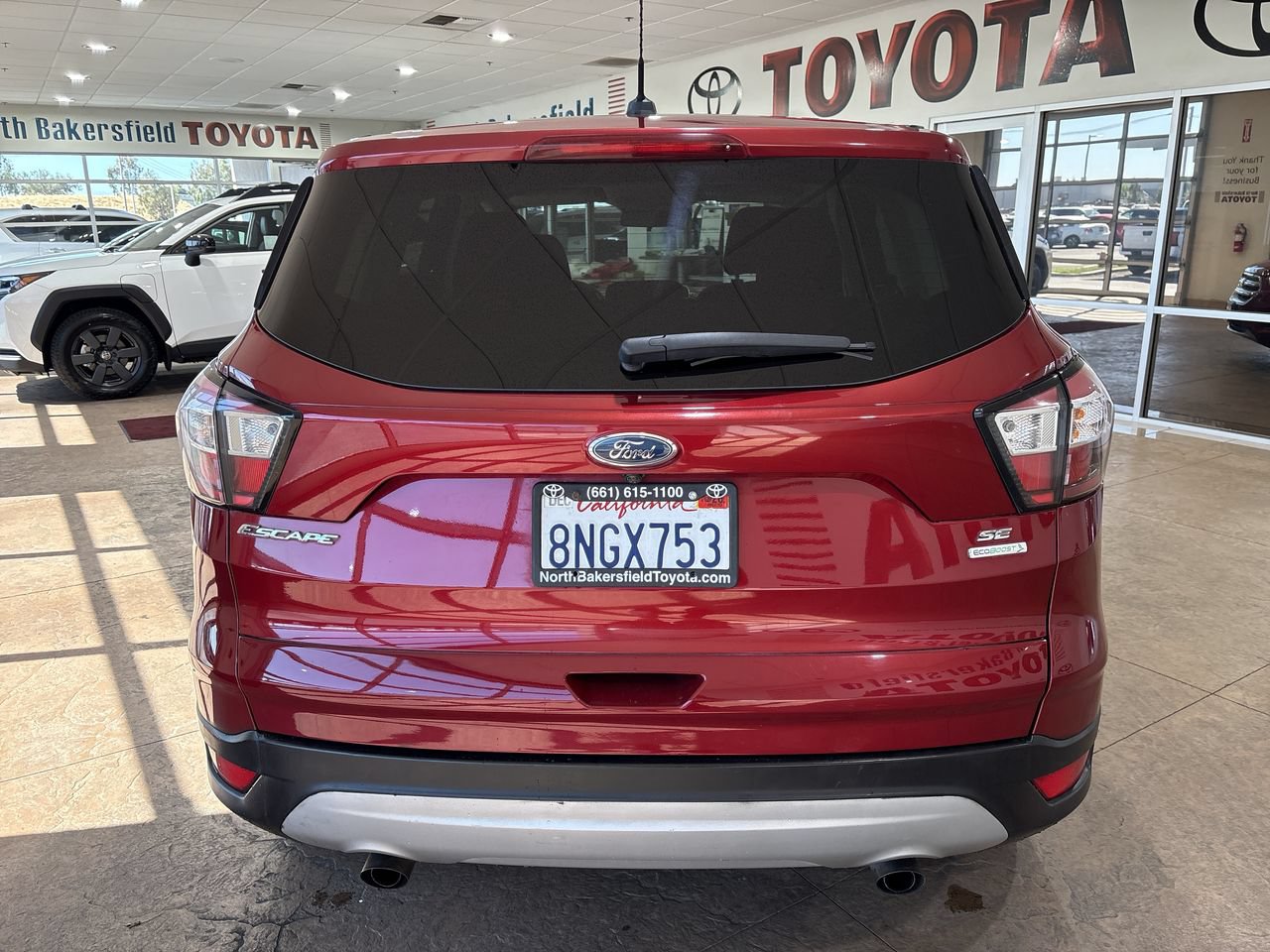 Used 2017 Ford Escape SE FWD image 9