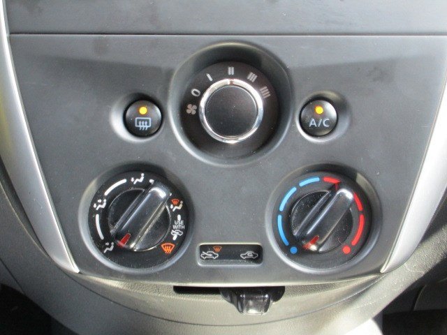 Used 2019 Nissan Versa SV image 26