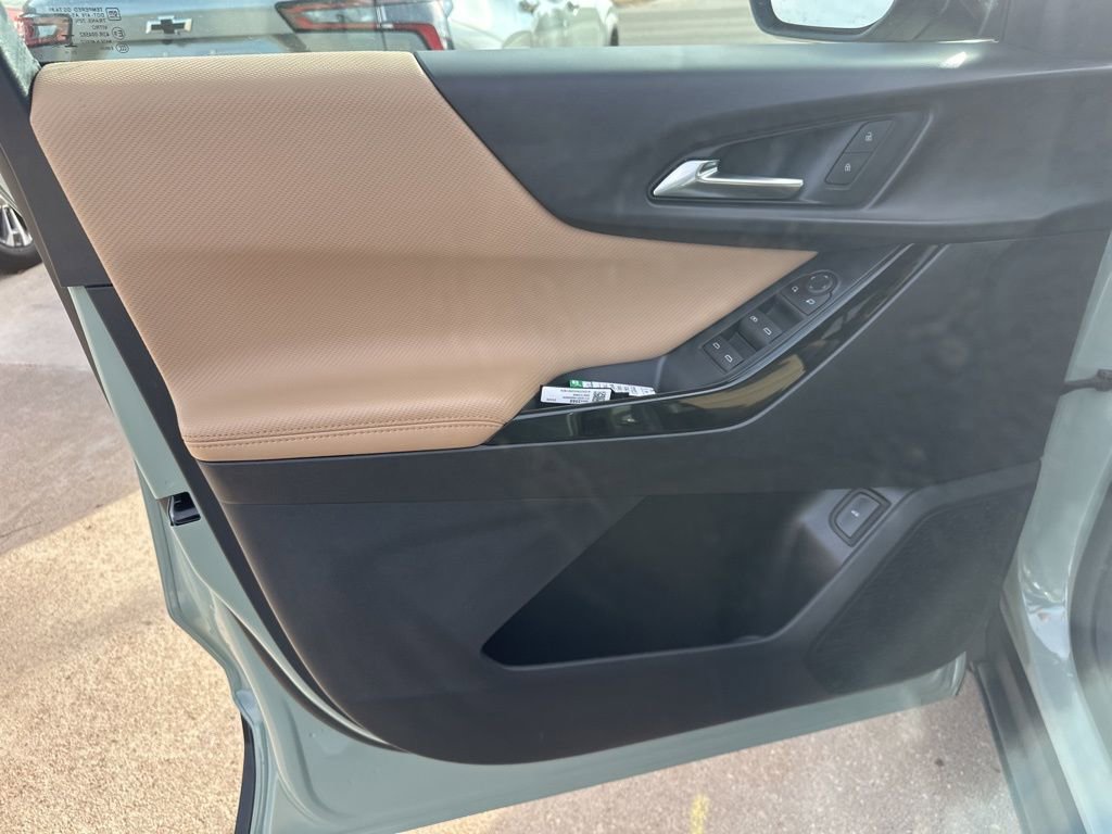 New 2026 Chevrolet Equinox ACTIV image 6