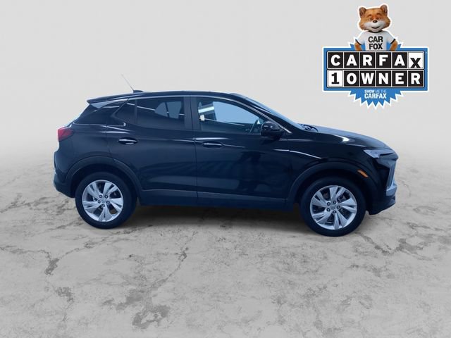 Used 2025 Buick Encore GX Preferred AWD/4WD image 2