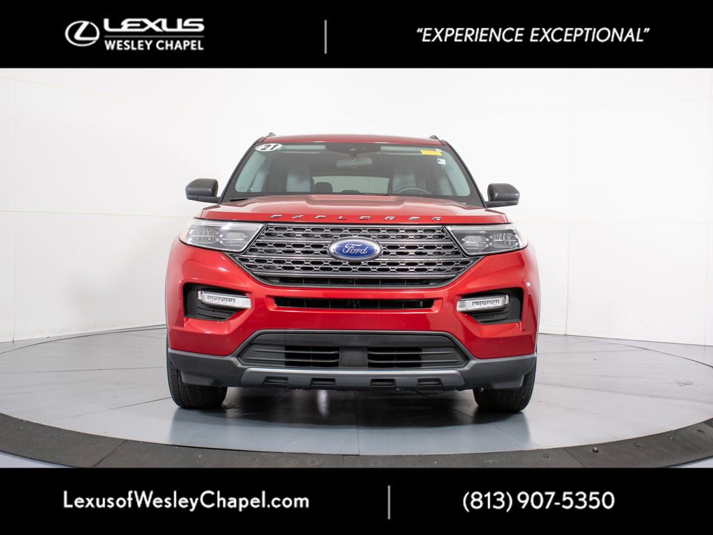Used 2021 Ford Explorer XLT w/ Equipment Group 202A RWD image 13