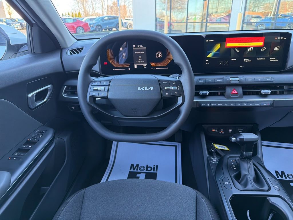 New 2025 Kia K4 LX image 26