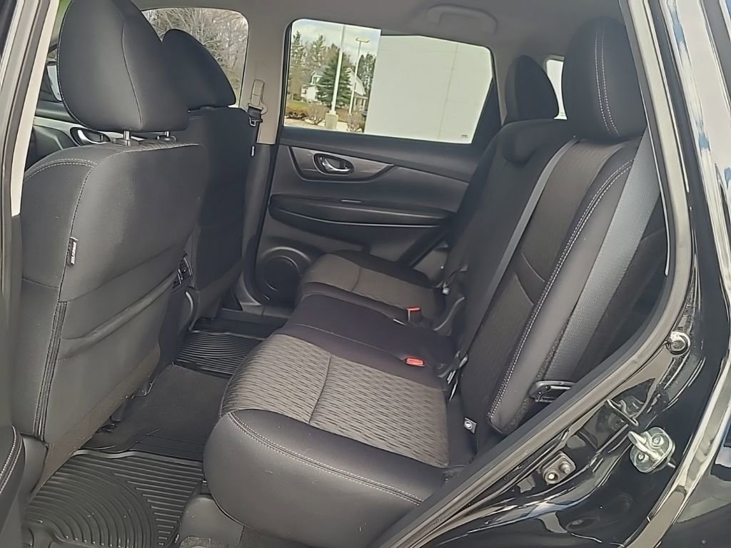 Used 2019 Nissan Rogue SV w/ Premium Package AWD/4WD image 20