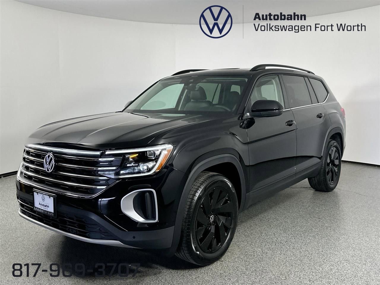 New 2026 Volkswagen Atlas SE image 1