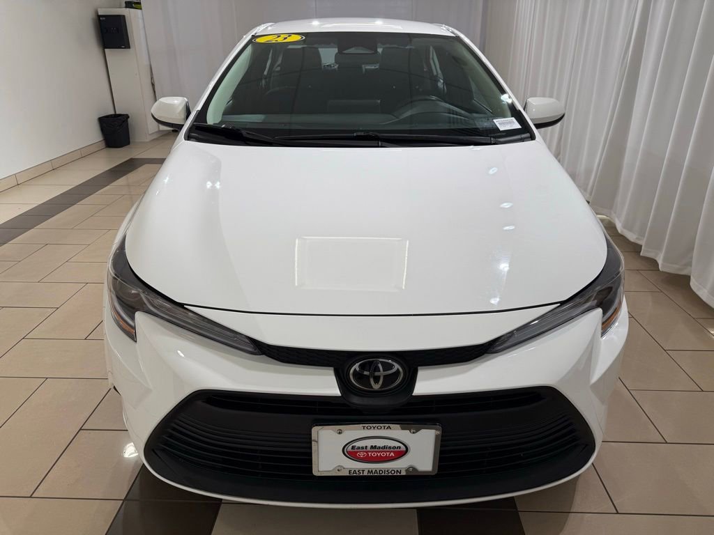 Used 2023 Toyota Corolla LE image 8