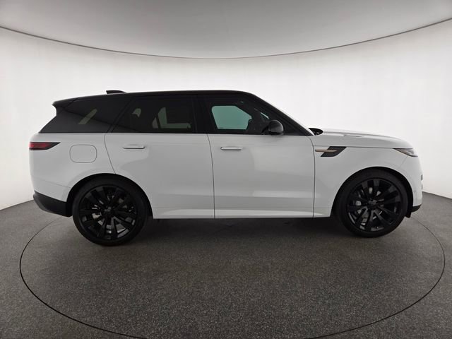 New 2026 Land Rover Range Rover Sport SE AWD/4WD image 6