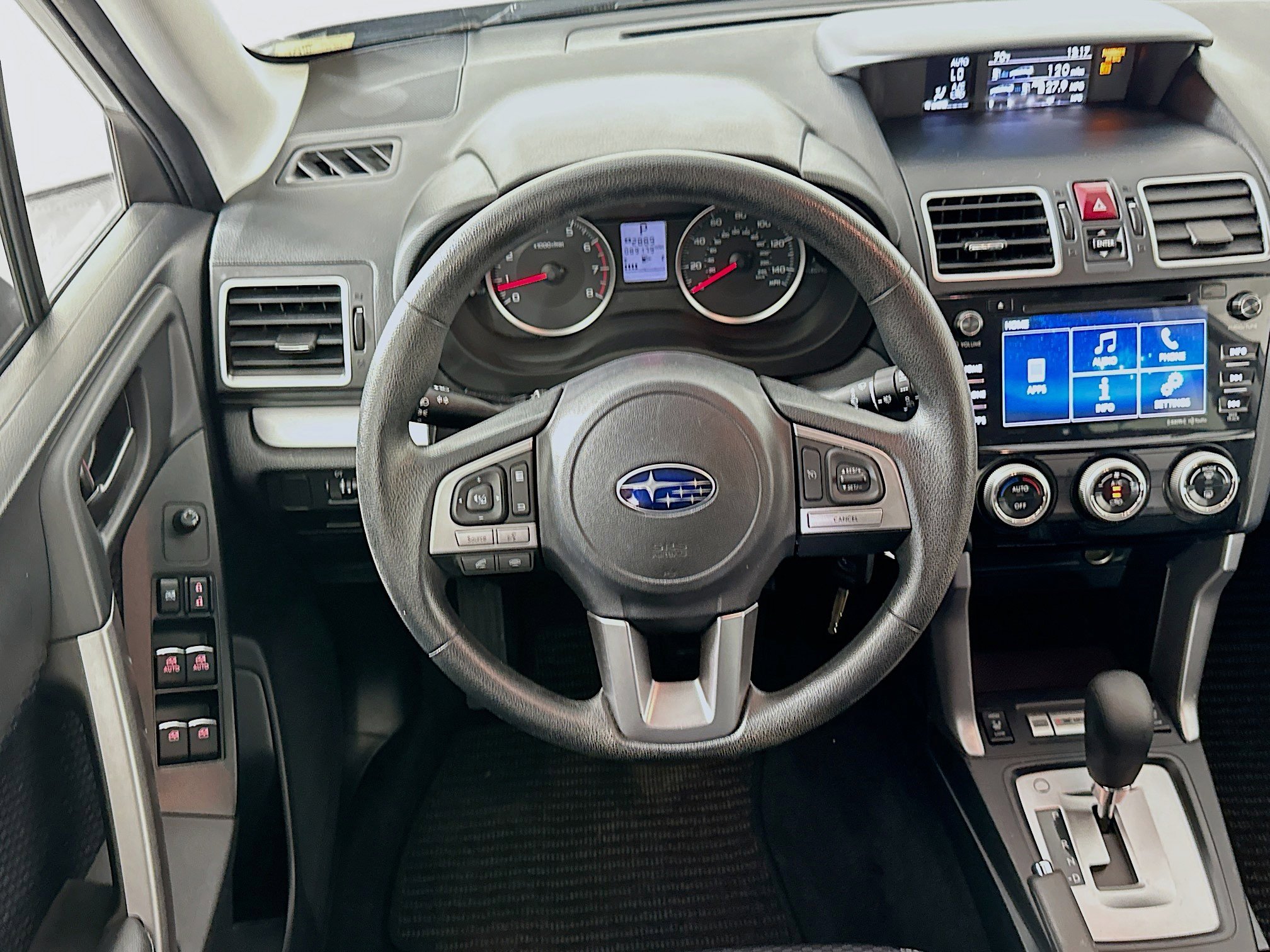Used 2017 Subaru Forester 2.5i Premium w/ Popular Package #2A AWD/4WD image 18