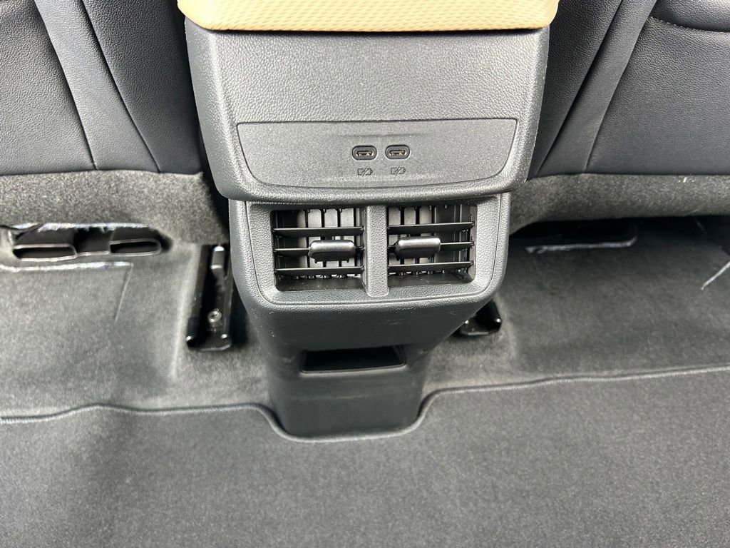 New 2026 Chevrolet Equinox ACTIV w/ Safety and Technology Package image 44