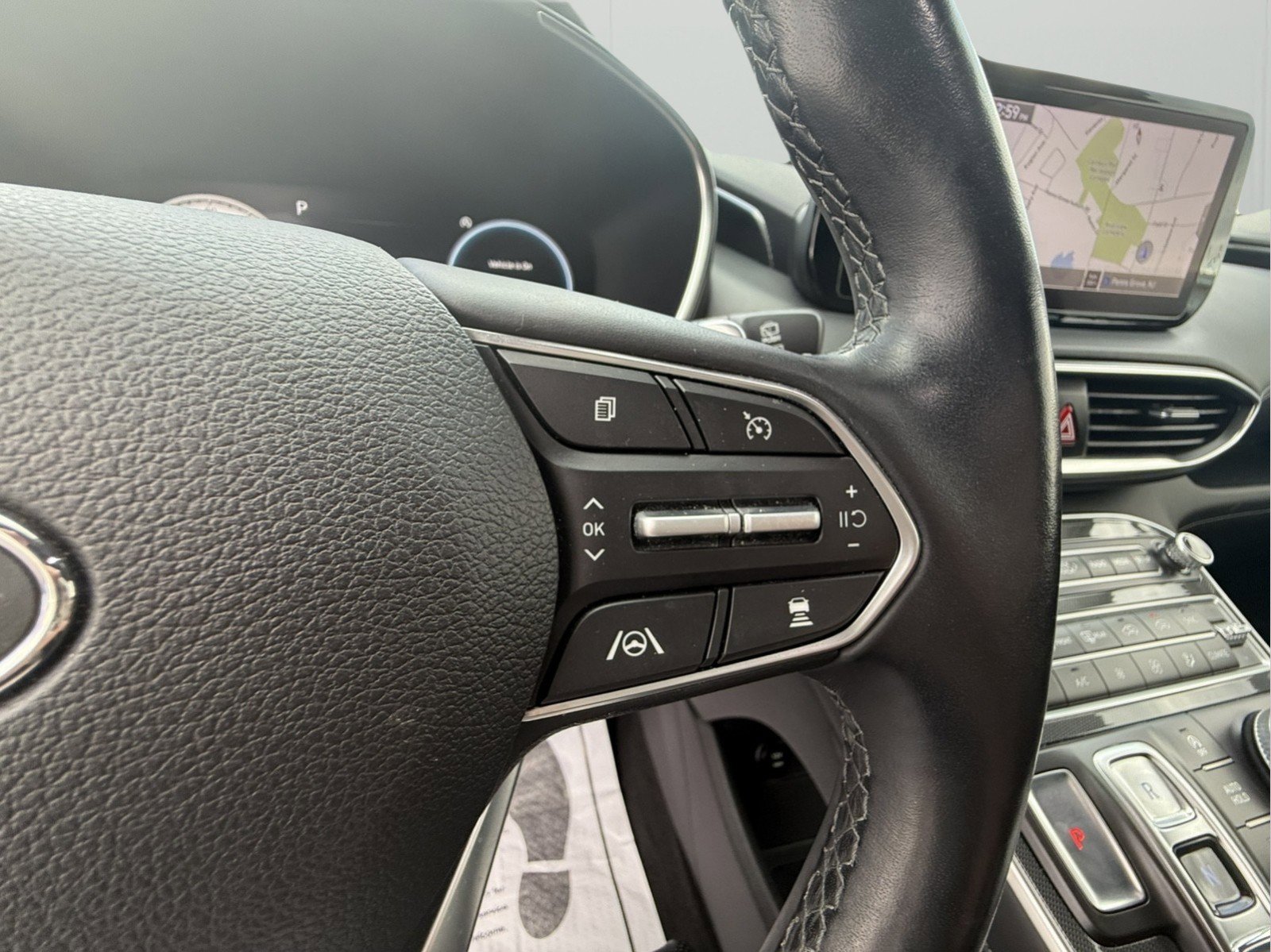 Used 2021 Hyundai Santa Fe Limited w/ Cargo Package image 19