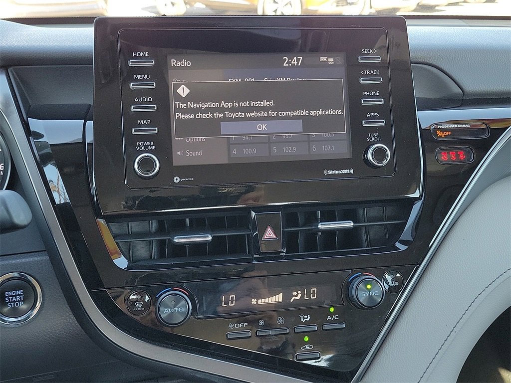 Used 2024 Toyota Camry SE image 22