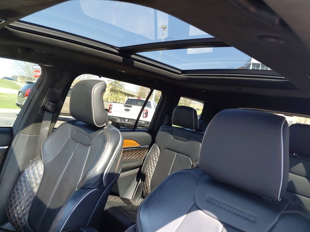 Used 2021 Jeep Grand Cherokee L Summit image 29