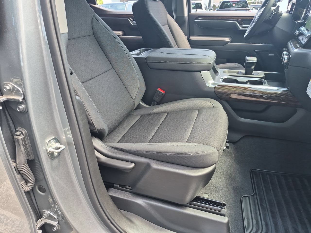 New 2026 GMC Sierra 1500 Elevation w/ Preferred Package AWD/4WD image 28