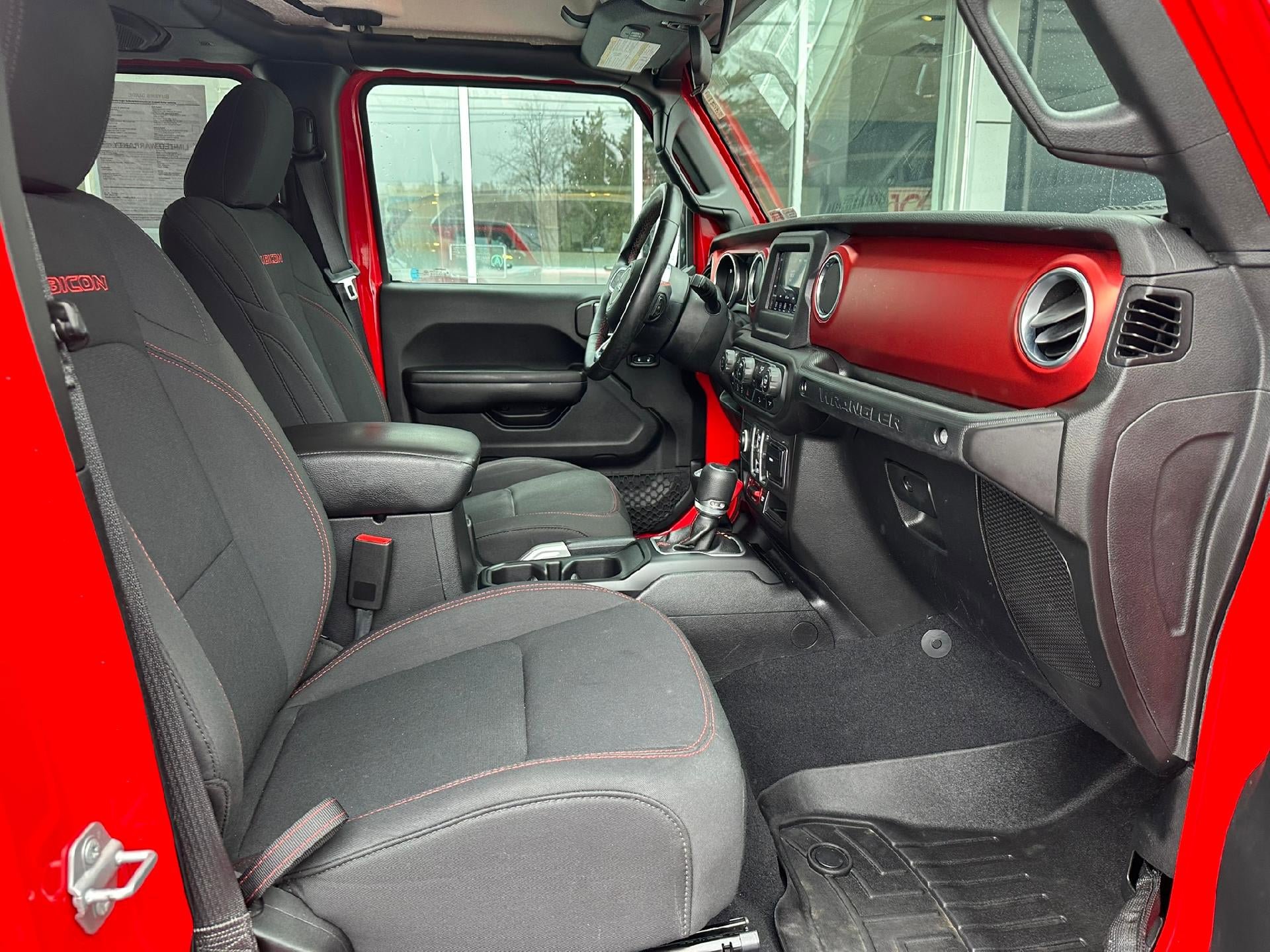 Used 2018 Jeep Wrangler Unlimited Rubicon image 28