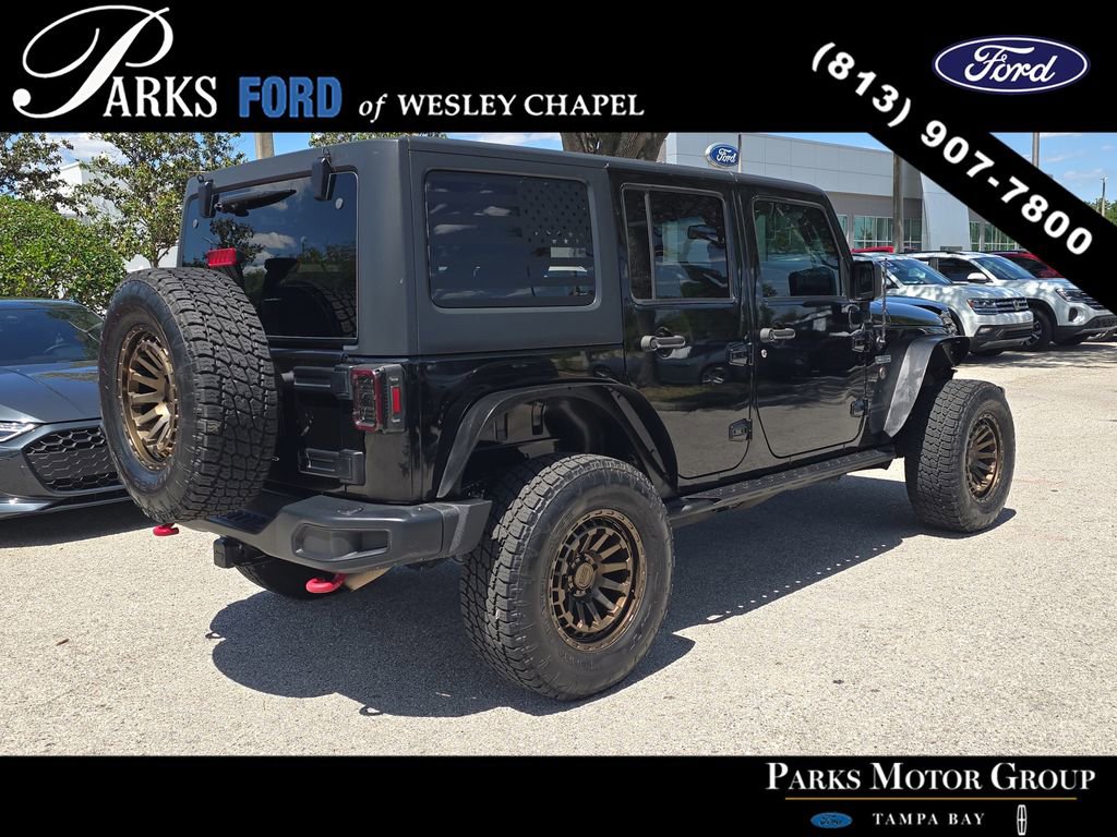 Used 2017 Jeep Wrangler Unlimited Rubicon AWD/4WD image 4
