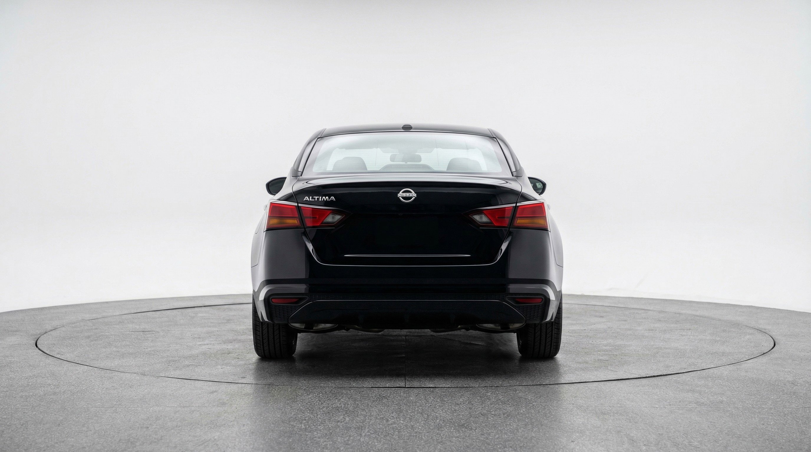 Used 2025 Nissan Altima 2.5 SV FWD image 7