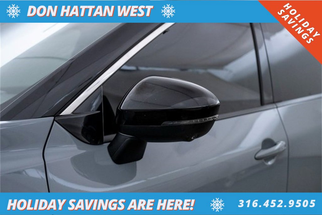 Used 2022 Nissan Rogue Platinum w/ Head-Up Display Package image 34