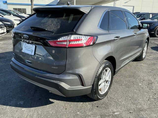 Used 2024 Ford Edge SEL image 3