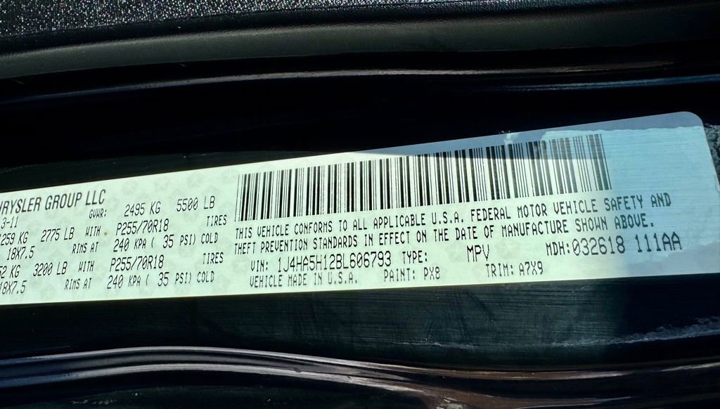 Used 2011 Jeep Wrangler Unlimited Sahara image 27