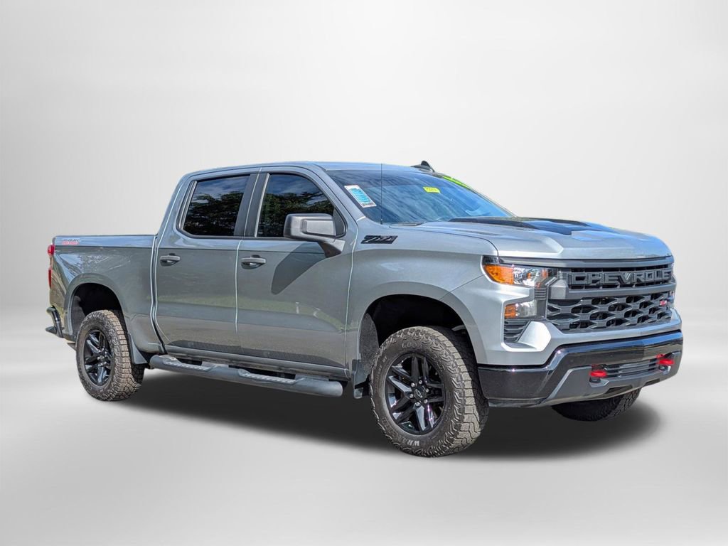 Used 2024 Chevrolet Silverado 1500 Custom Trail Boss w/ LPO, Dark Essentials Package image 2