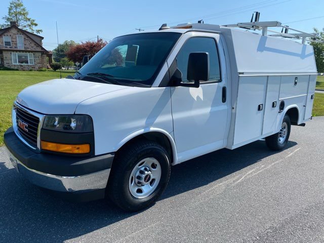 Used 2021 GMC Savana 3500 w/ Power Convenience Package RWD image 1