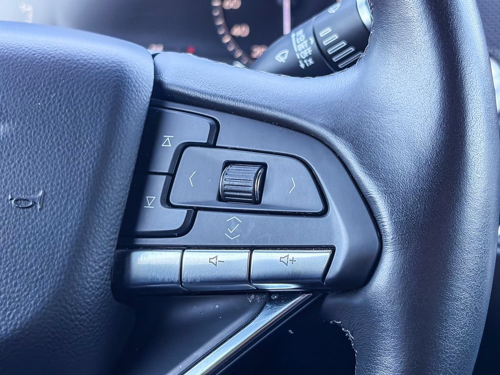 Certified 2024 Cadillac XT6 Luxury w/ LPO, Floor Liner Package AWD/4WD image 16