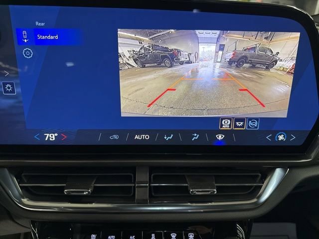 New 2026 Chevrolet Equinox EV LT FWD image 16