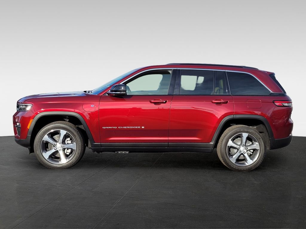 New 2024 Jeep Grand Cherokee Limited 4xe image 8