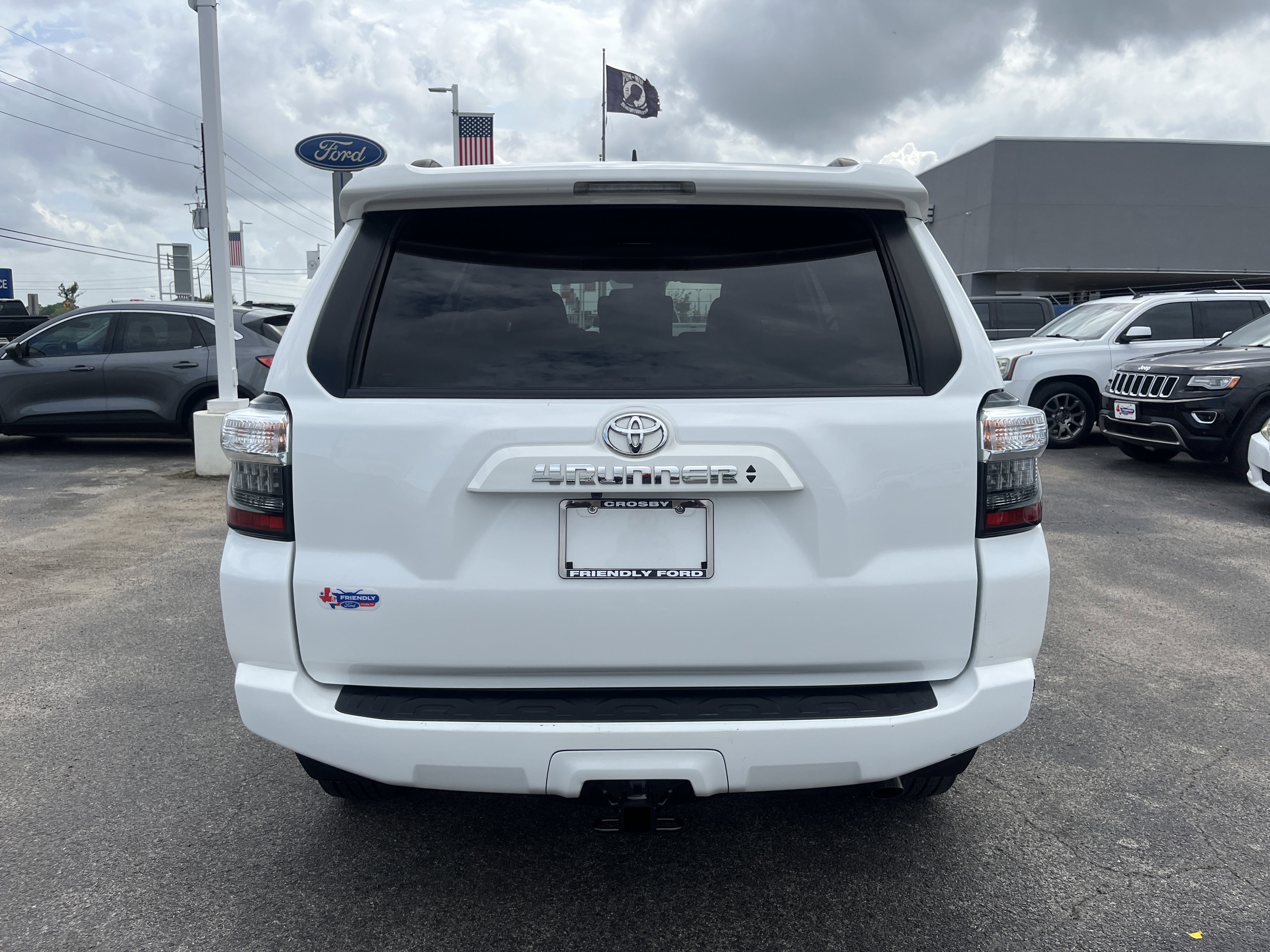 Used 2023 Toyota 4Runner SR5 image 3