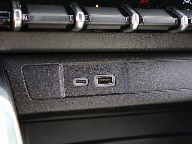 New 2025 GMC Canyon AT4 w/ Nightfall Edition image 36