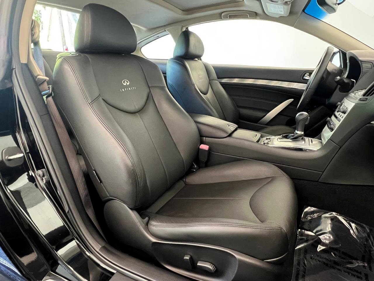 Used 2014 INFINITI Q60 AWD Coupe w/ Premium Package image 11