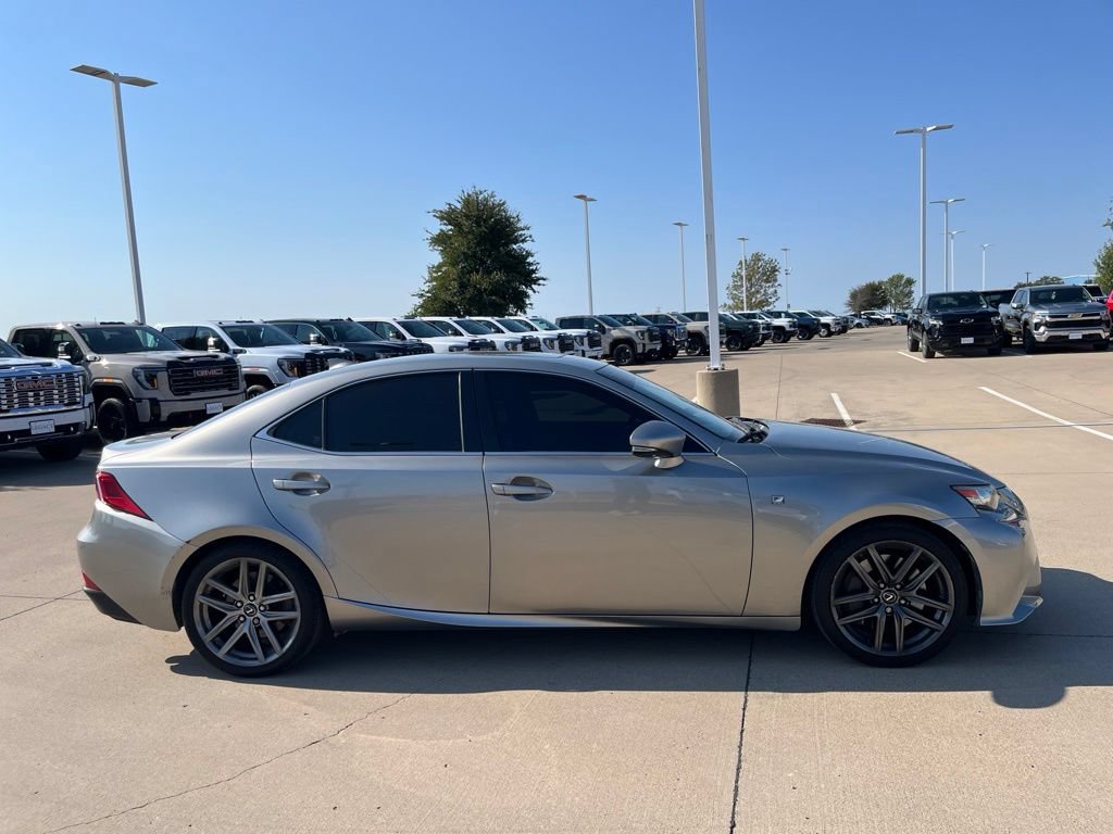 Used 2016 Lexus IS 200t RWD image 6