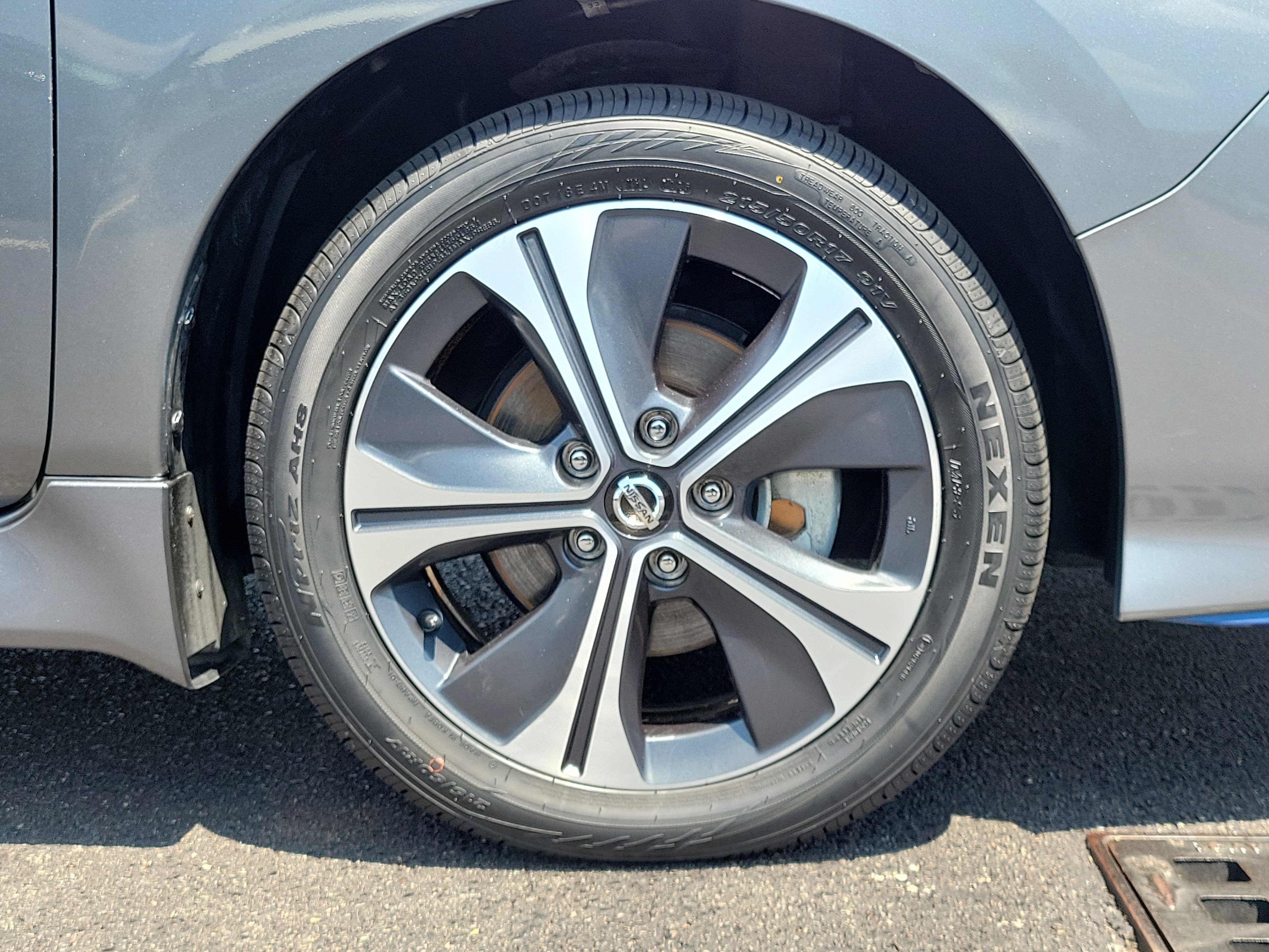 Certified 2022 Nissan Leaf SL Plus FWD image 5