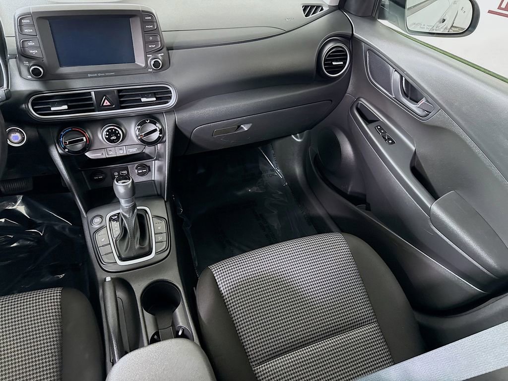 Used 2018 Hyundai Kona SEL image 25