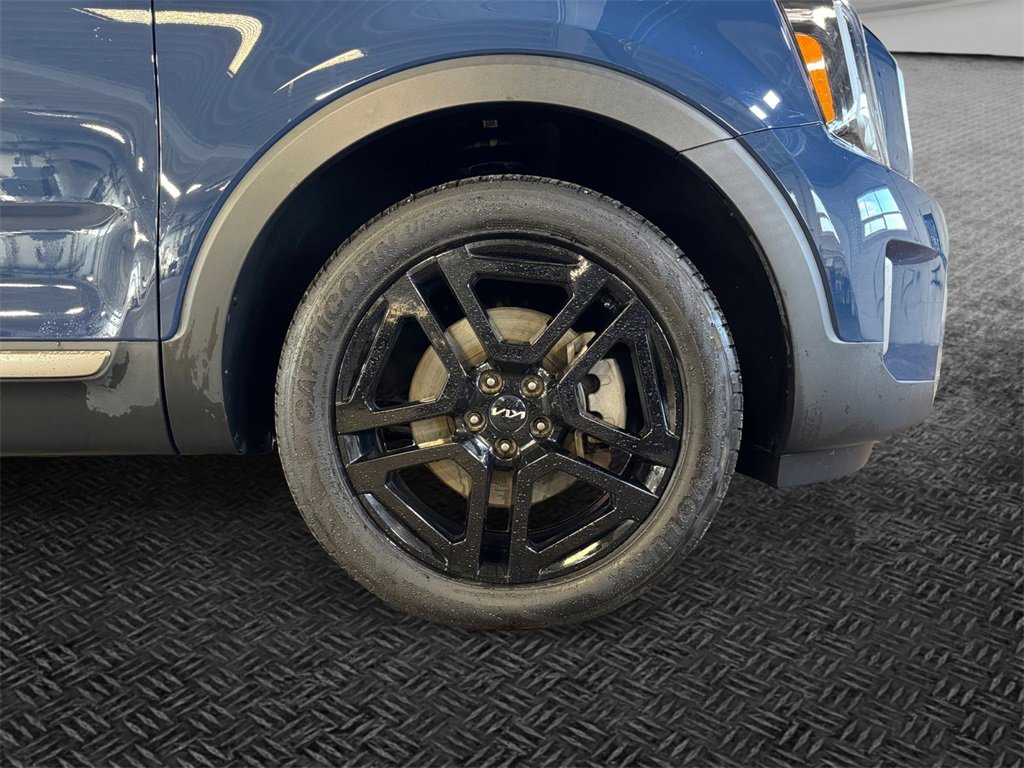 Certified 2023 Kia Telluride EX X-Line image 11