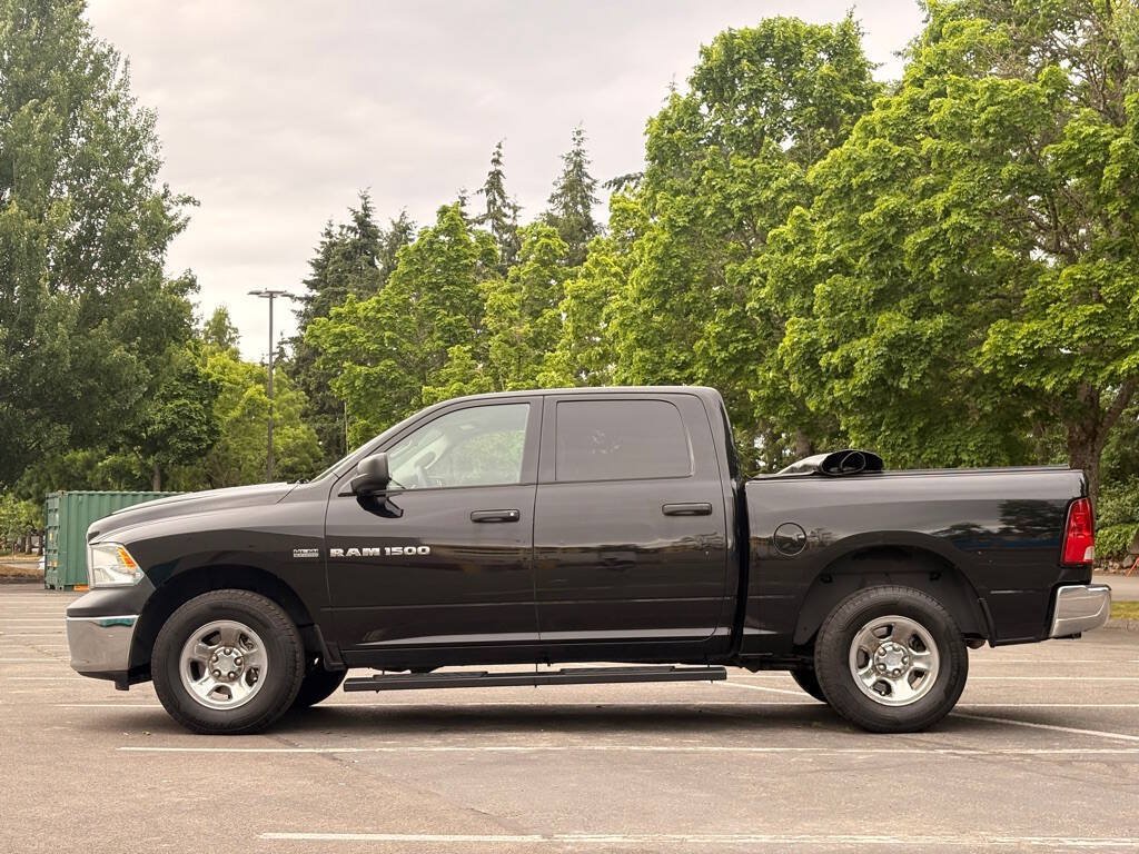 Used 2012 RAM 1500 ST w/ SXT Appearance Group AWD/4WD image 2